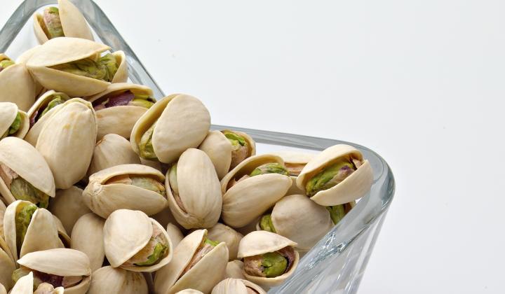 In-shell pistachios-in star