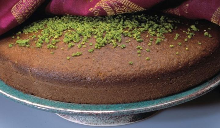 Kermani-Style Pistachio Cake 